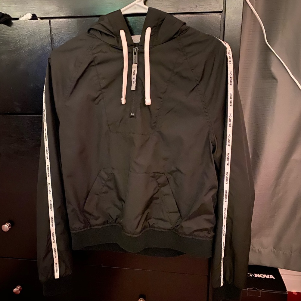 Hollister windbreaker